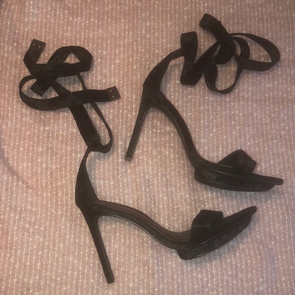 Black Nasty Gal Velvet Wrap Around Heels Sz 8.5 - Picture 1 of 2